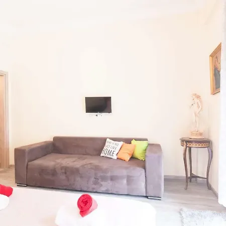 Baroque Downtown Maria's Apartment Thessaloniki